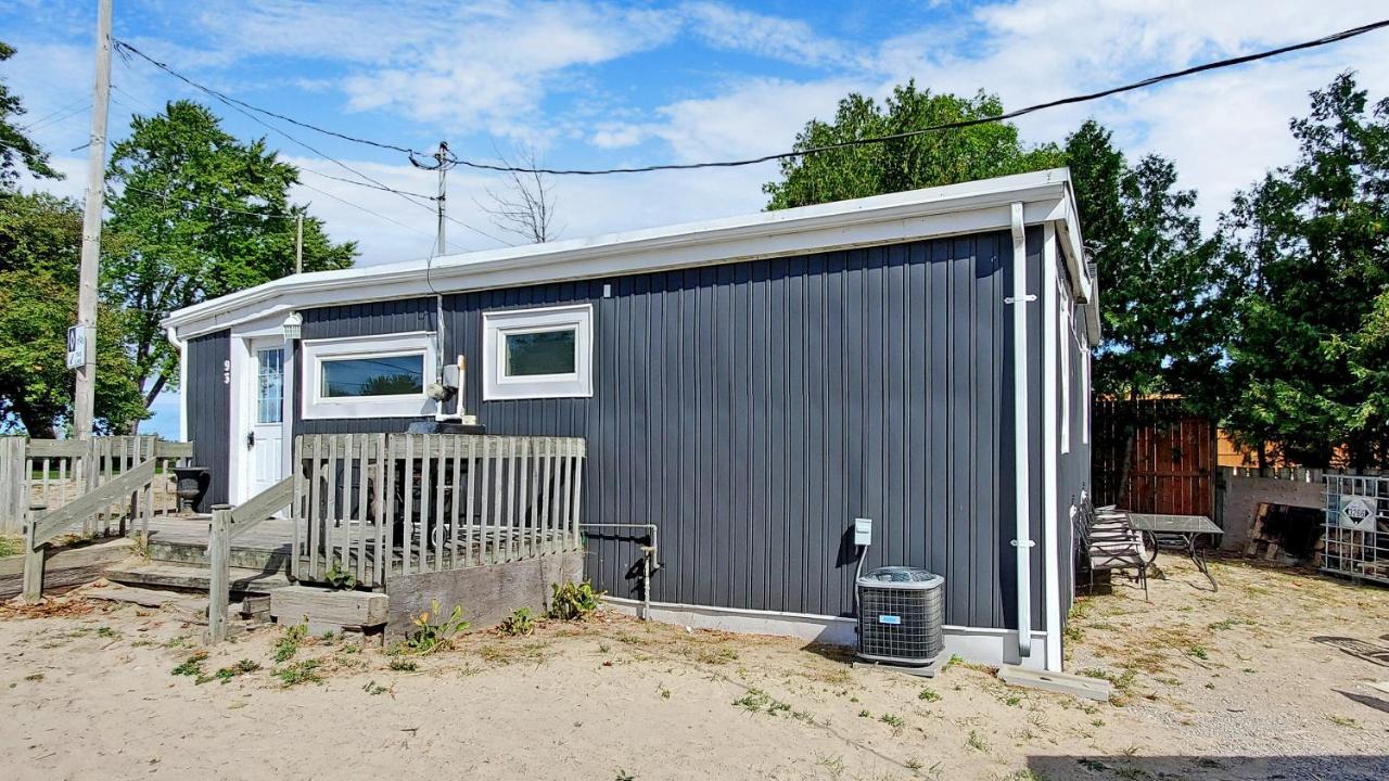 Main Beach River Retreat - Wasaga Beach 1 - Main Strip - 93 Mosley St Εξωτερικό φωτογραφία