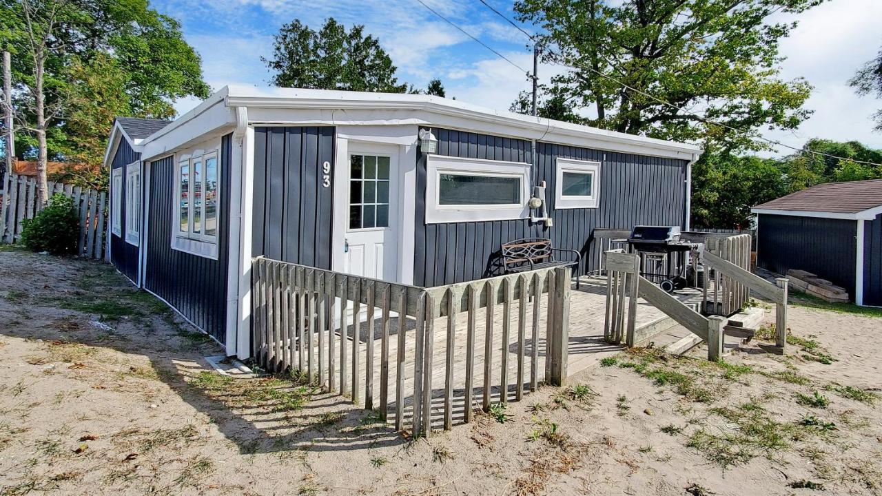 Main Beach River Retreat - Wasaga Beach 1 - Main Strip - 93 Mosley St Εξωτερικό φωτογραφία