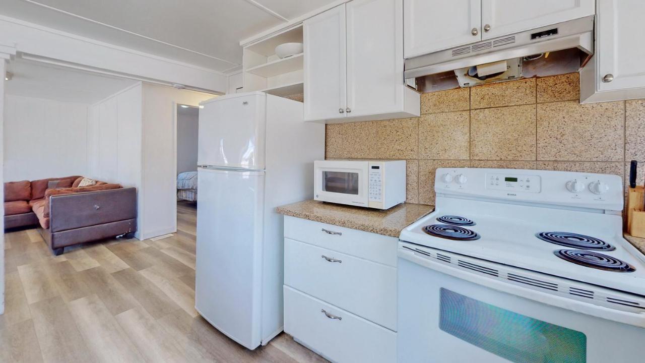 Main Beach River Retreat - Wasaga Beach 1 - Main Strip - 93 Mosley St Εξωτερικό φωτογραφία