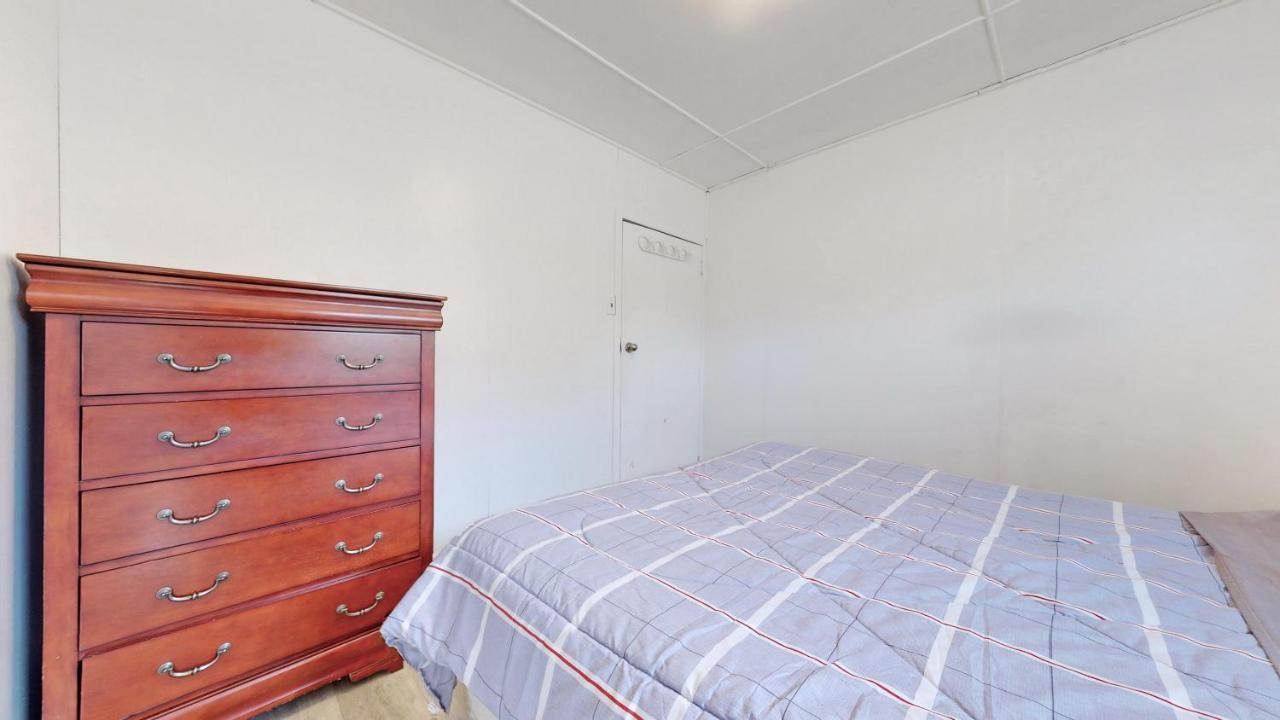 Main Beach River Retreat - Wasaga Beach 1 - Main Strip - 93 Mosley St Εξωτερικό φωτογραφία