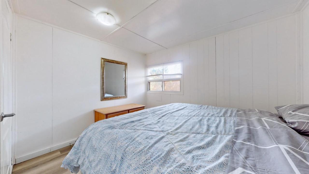 Main Beach River Retreat - Wasaga Beach 1 - Main Strip - 93 Mosley St Εξωτερικό φωτογραφία